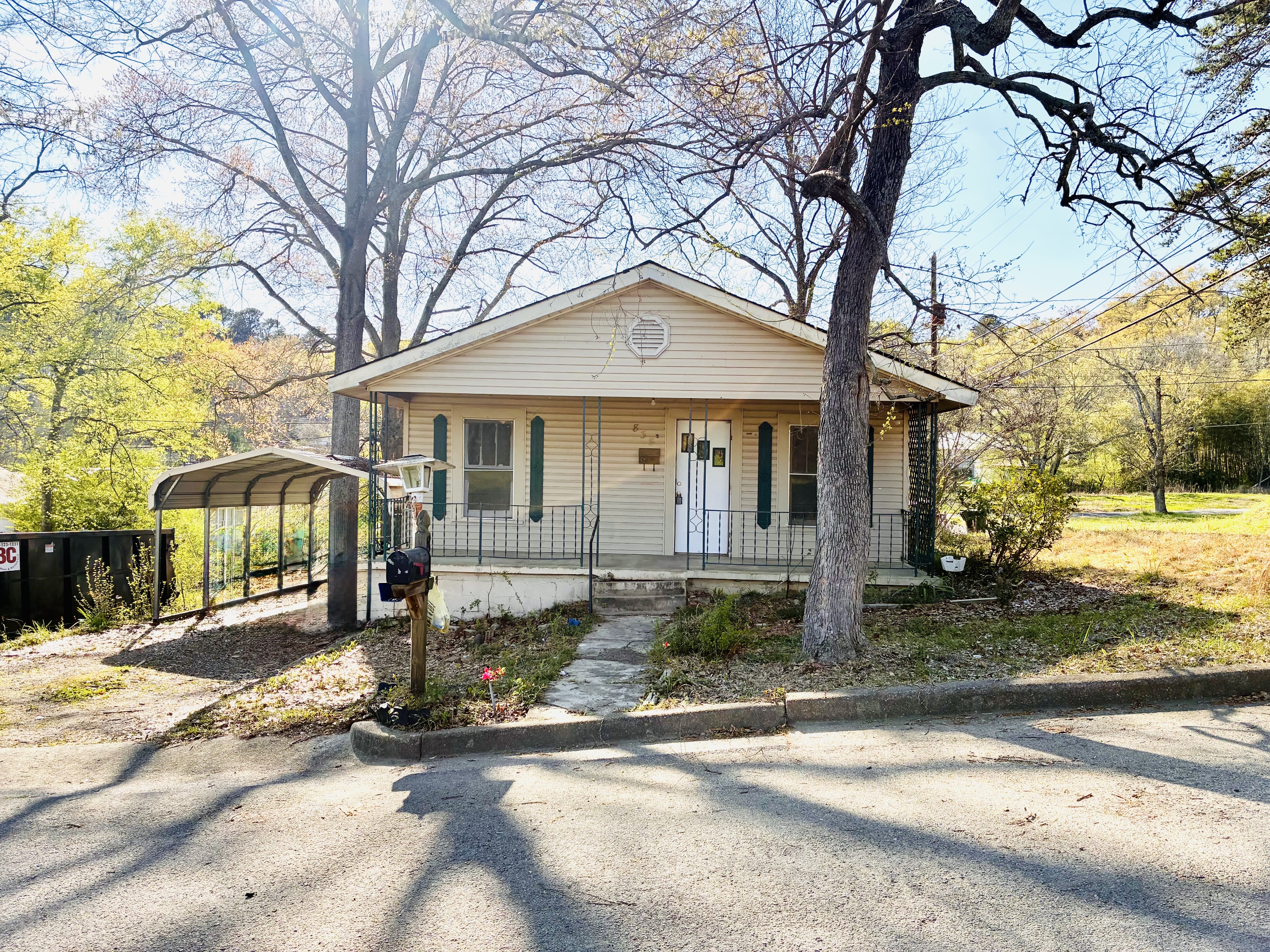 838 North 34th Street